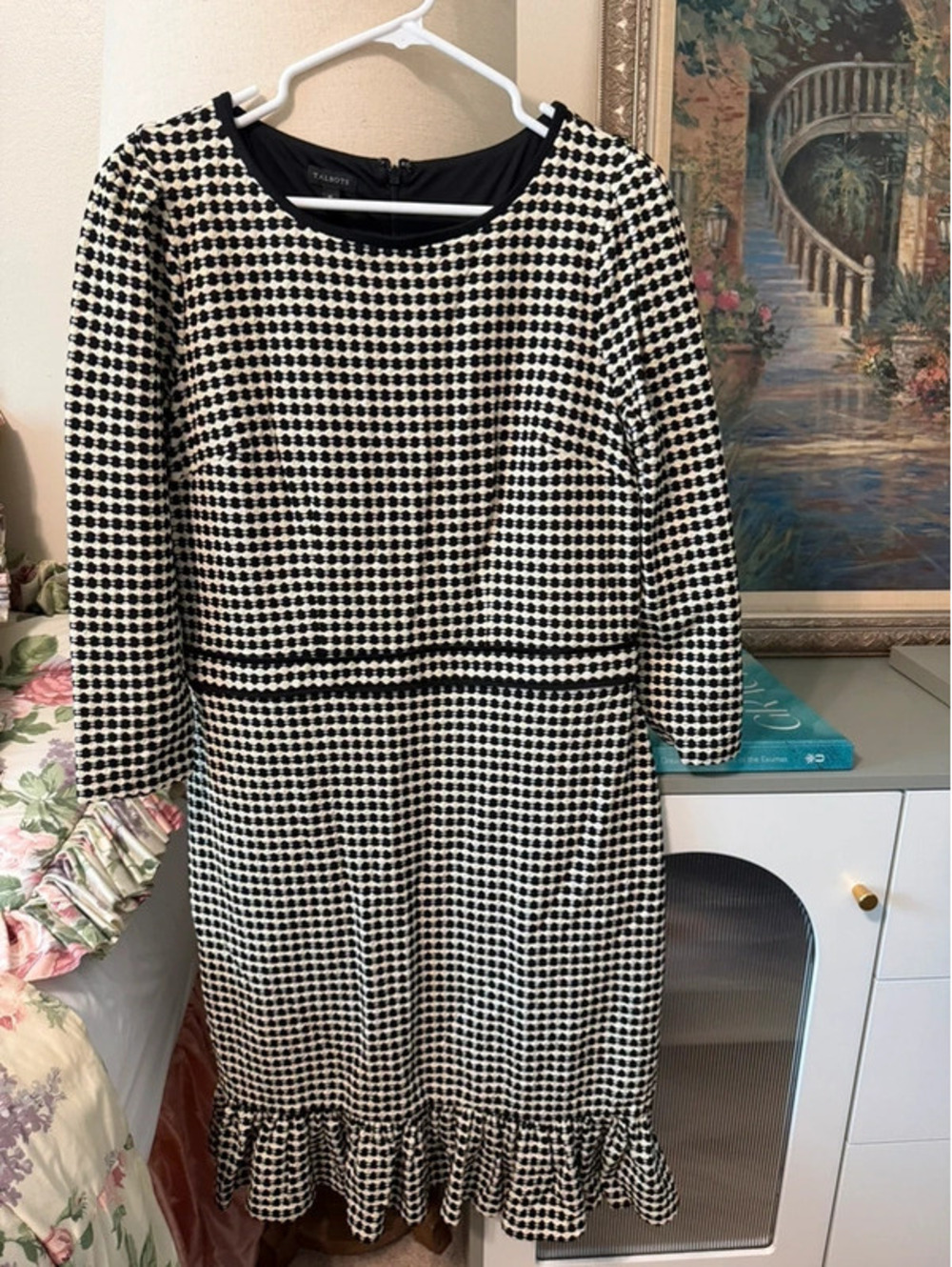 Talbots Black & Cream Textured Ruffle Hem Dress | Parisian Chic | Size 10